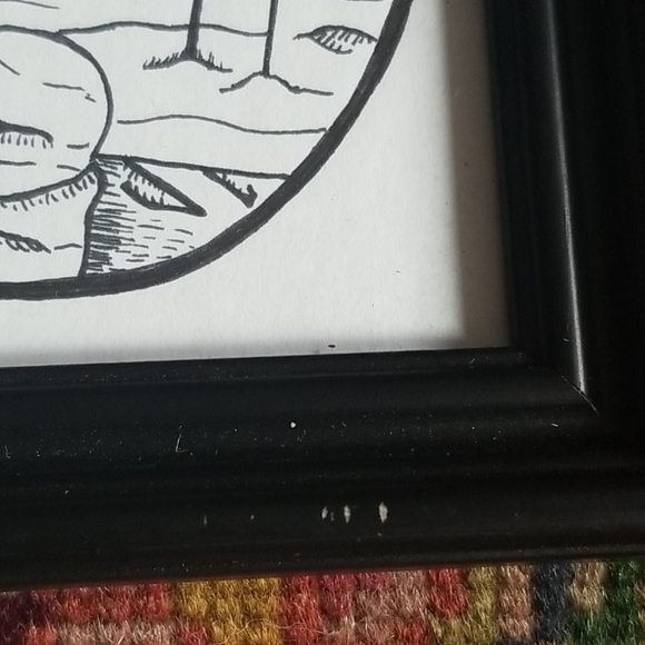 Minimalist Line Drawing - Picture 4 of 4